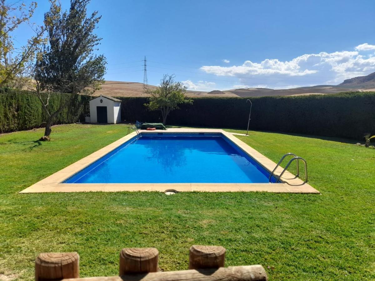 Villa Complejo Cortijo Rural El Puntal Teba Exterior foto
